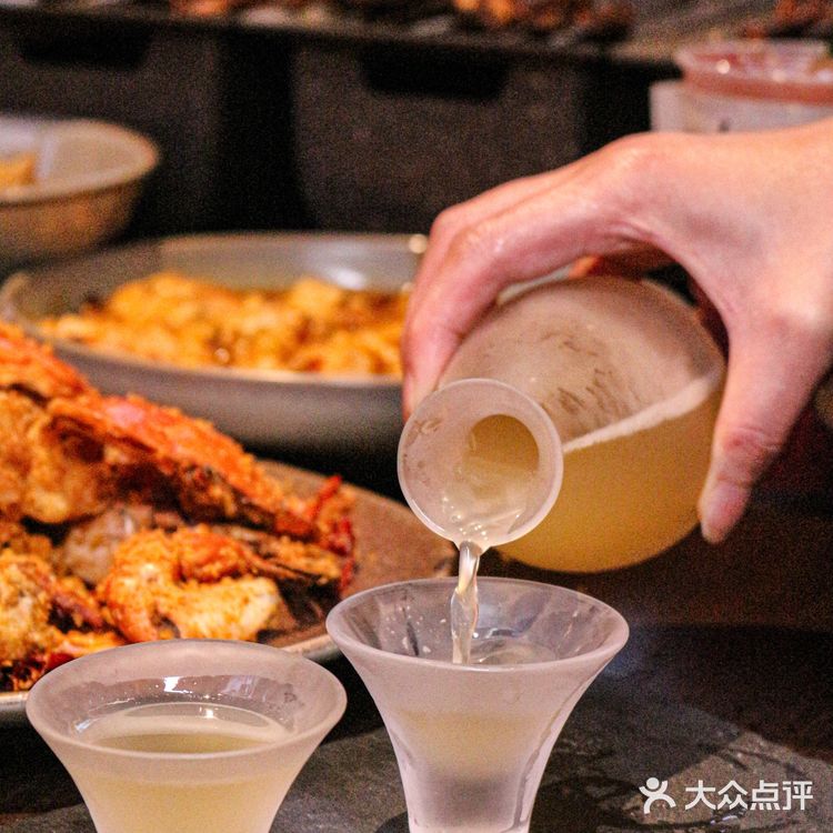 杭州‼️只有这家沉浸式餐酒馆才能让我心甘情愿掏钱~