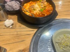 -明洞阿姨·韩式酱蟹烤肉·创意料理(三元桥店)