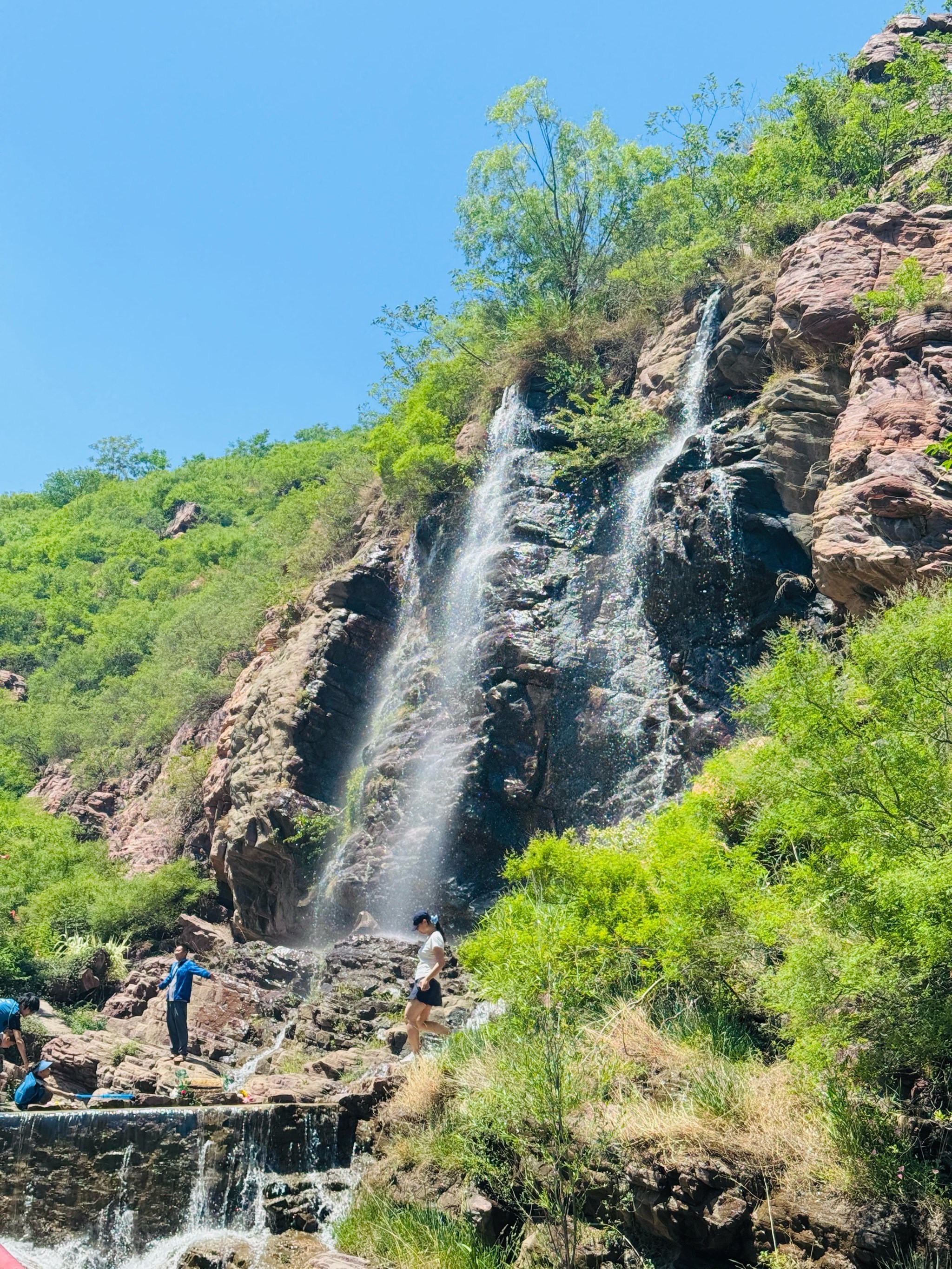 洛阳周边游➠万安山七彩大峡谷