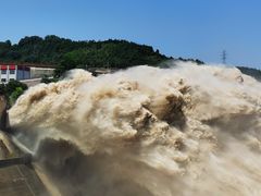 -黄河小浪底水利枢纽风景区