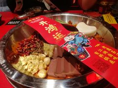 -谭鸭血老火锅(漳州路店)