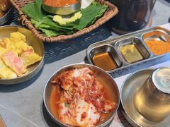 -草家酱蟹炭火烤肉店(珲春南路一店)
