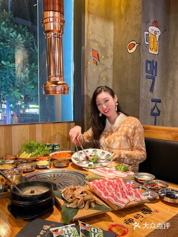 广州探店|年末团建聚会好去处柳时镇炭火烤肉