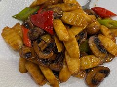-品味居·首店·大连鲜活海鲜大连菜(东港店)