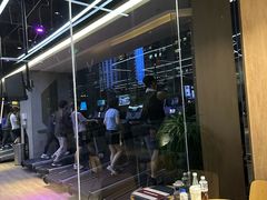 -威克健身游泳(万菱汇店)