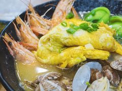 -老东镇啤酒屋海鲜加工·蒸汽海鲜·海鲜烧烤(台东店)