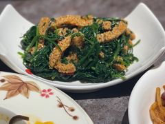 菠菜拌面筋-贯贯吉·清真餐厅(浙江中路店)