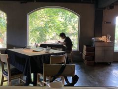 -穹六人间 people 6(岳阳路店)