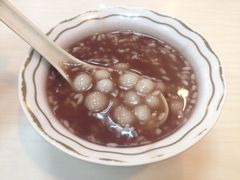 酒酿豆沙圆子羹-咬不得高祖生煎·简餐(高银街店)