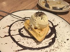 -玛格萝妮比萨屋(四平店)