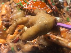鸡爪煲-谢蟹浓·肉蟹煲(新奥店)