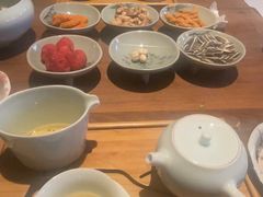 -梅间堂茶馆(绿地缤纷城店)