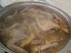 药膳乳鸽汤-百利鸽王(紫薇路店)