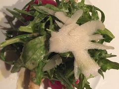色拉-非常时髦餐厅VUE Restaurant(外滩茂悦大酒店)