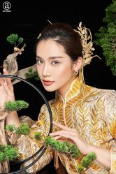 -雪中彩影婚纱摄影·微光艺术中心