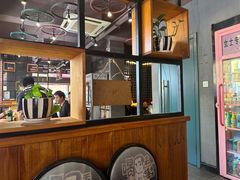 -喝丢一只鞋海鲜烧烤·海肠捞饭(文体街店)
