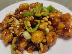 宫保鳕鱼丁-奥华餐厅·老张记(台基厂店)