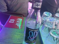-喜鹊音乐酒馆(西街店)