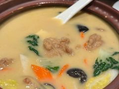 京城酥肉锅-四季民福烤鸭店(西单华威约饭街店)