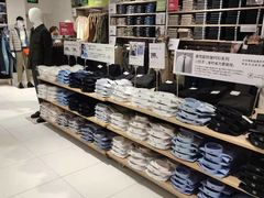 -优衣库(北京万柳华联购物中心店)