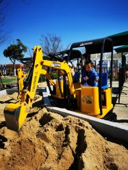 -季高兔窝窝亲子园(上海薰衣草公园店)