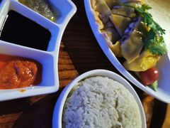 -暹罗酒肆泰餐厅酒吧