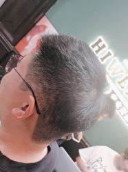 -海文先生国潮烫染男士理发馆