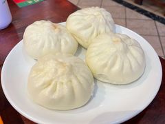 豆芽菜馅包子-石头门坎