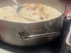 -尚尚仙·酸汤猪手·猪肚鸡火锅(华联万柳购物中心店)