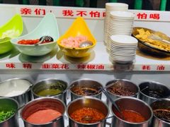 自助调料区-肥鱼屯活鱼锅(惠工街店)