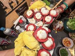 -铭牛烧肉·和牛海鲜自助(高新月牙湖店)