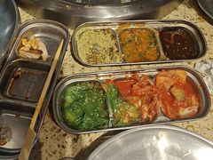-姜胖胖韩式自助烤肉(光明万达店)