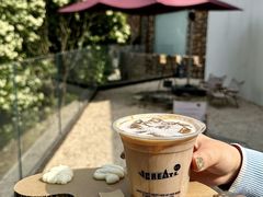 -J Create城市露营咖啡·简餐·宠物(上海动物园店)