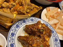 -爆炸头阿姨小四川正宗川味小吃(无任何分店)
