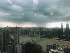 -日月光中心广场