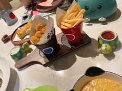 -水桶王国主题餐厅·聚会·生日派对·亲子活动·家庭套餐(亚龙湾希尔顿店)