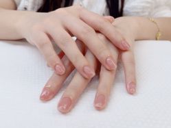 -UU·NAIL美甲美睫專門店