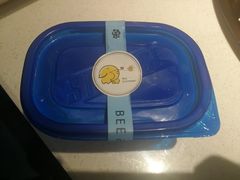 -蜜蜂小象·榴莲千层蛋糕(时代汇11栋店)
