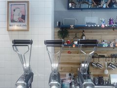 -Be Lived Cafe比例咖啡(摩天轮店)
