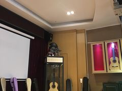 -何顺华吉他沙龙