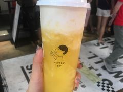 金菠萝-喜茶(上海正大广场店)