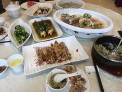 -沪华海鲜大酒楼(南汇店)