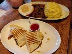 -玛格萝妮(汇智国际商业中心店)