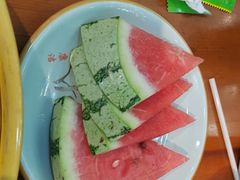 -休记光头香辣蟹干锅(绵竹店)