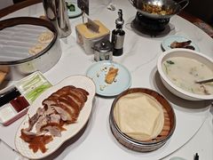 -梅利汴京烤鸭•开封豫菜地标店(东司门店)