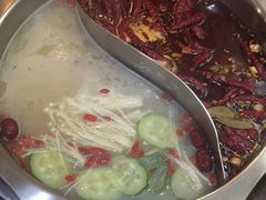 -小郡肝串串香火锅(龙跃路店)