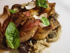 烟熏乳鸽配云南菌菇-Jean Georges