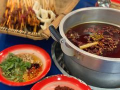 -马路边边麻辣烫联盟路店