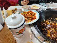 -人民公社铁锅炖·东北菜(卫国道店)