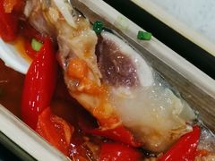 -胡须哥网红竹筒菜